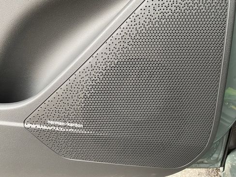 New 2026 Kia Niro SX image 21