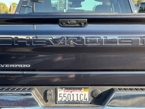 Used 2024 Chevrolet Silverado 1500 LT image 46