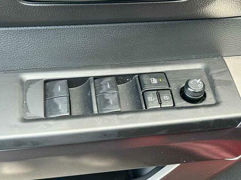 Used 2025 Toyota Tundra SR5 AWD/4WD image 13