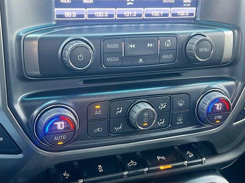 Used 2018 Chevrolet Silverado 1500 LTZ Z71 w/ Redline Edition image 17