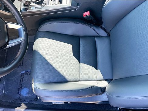 Used 2025 Honda Civic Sport image 19