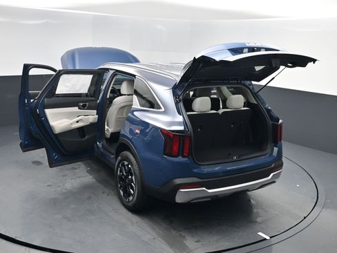 New 2026 Kia Sorento S image 15