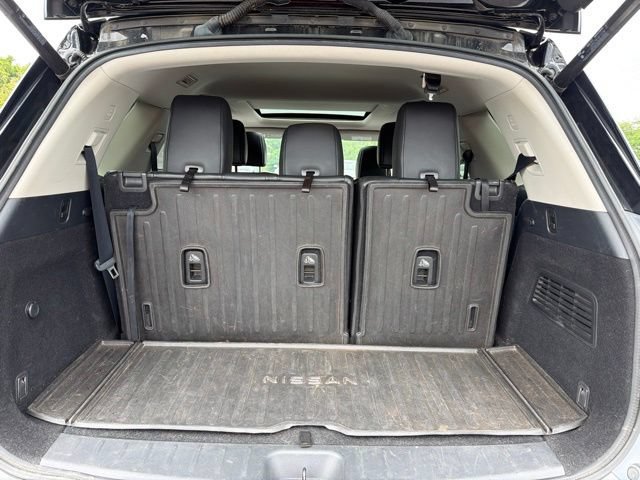 Used 2022 Nissan Pathfinder Platinum w/ Cargo Package FWD image 24