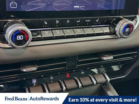 New 2026 GMC Canyon Elevation w/ Convenience Package image 12