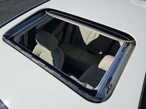 Used 2021 Mercedes-Benz C 300 Sedan image 8