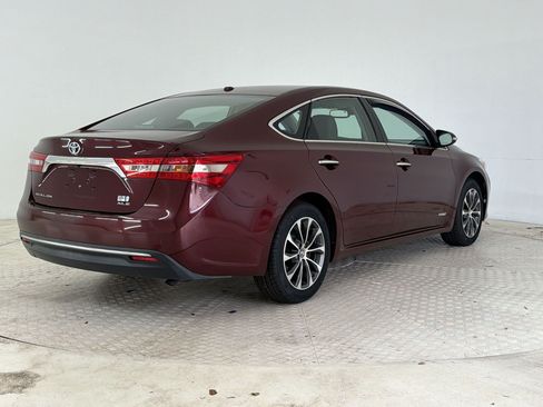 Used 2018 Toyota Avalon XLE Premium FWD image 9