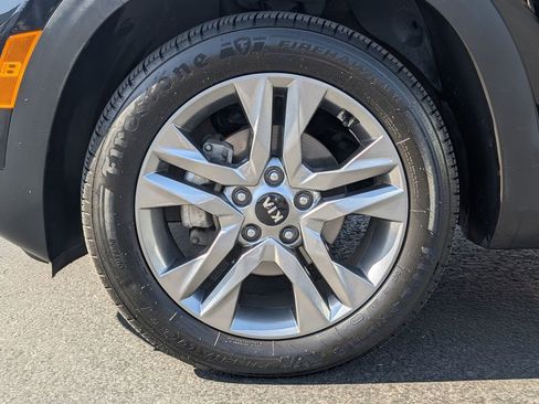 Used 2021 Kia Seltos S image 7