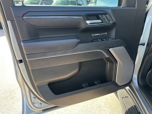 Used 2024 GMC Sierra 1500 AT4X image 11
