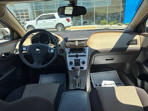 Used 2011 Chevrolet Malibu LT w/ Power Convenience Package FWD image 9