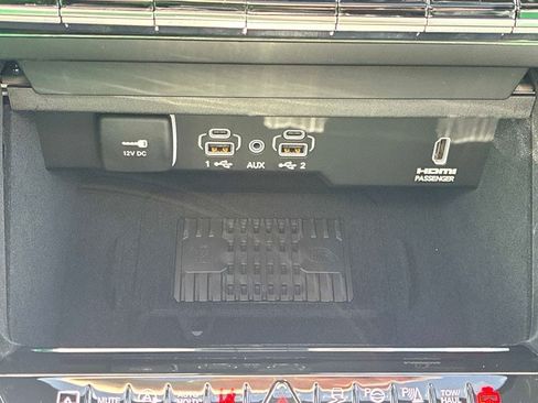 New 2026 Jeep Grand Wagoneer Summit AWD/4WD image 18