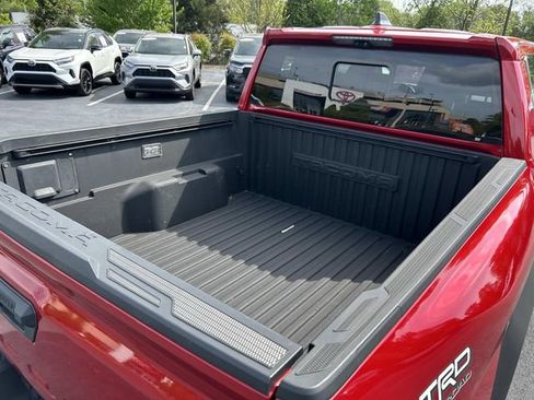 Used 2024 Toyota Tacoma TRD Off-Road image 12