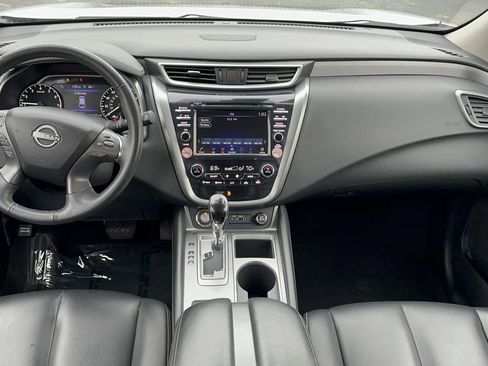 Used 2023 Nissan Murano SV image 12