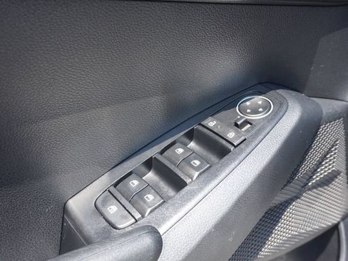 Used 2024 Kia Seltos LX AWD/4WD image 35