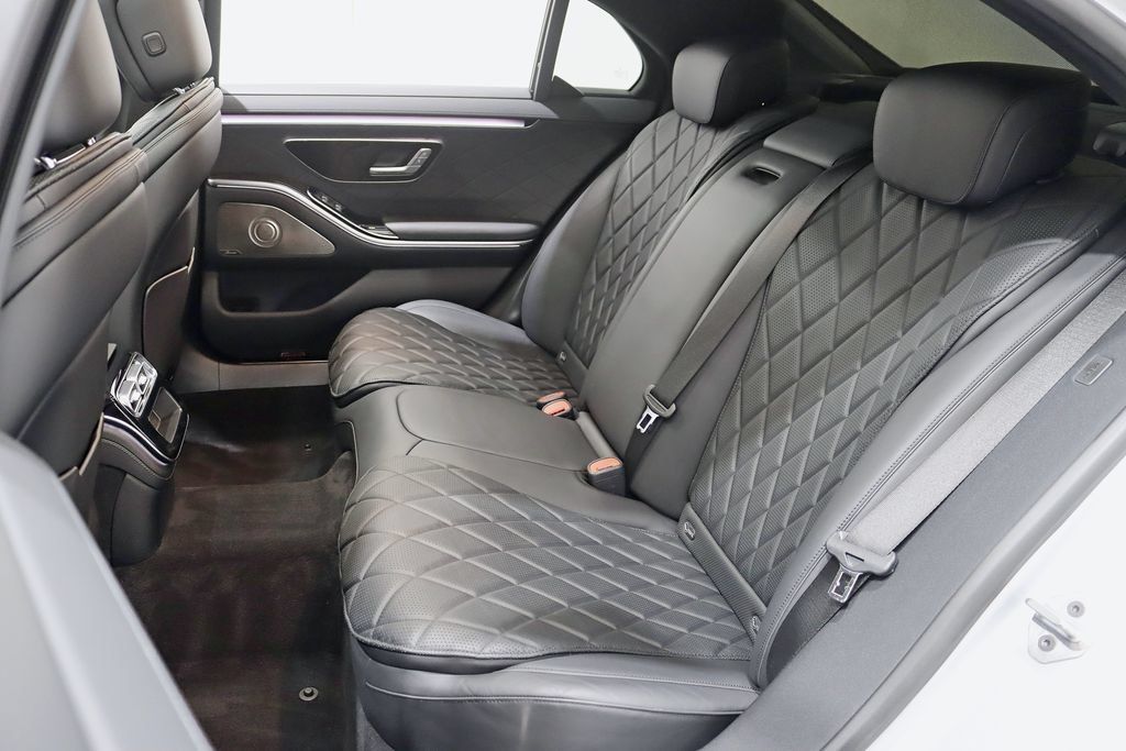 Used 2021 Mercedes-Benz S 580 4MATIC Sedan image 31