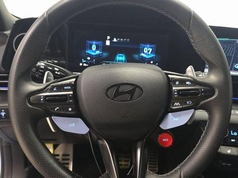 Used 2025 Hyundai Elantra N image 6