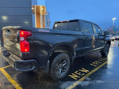 Used 2022 Chevrolet Silverado 1500 Custom Trail Boss w/ LPO, Dark Essentials Package image 5