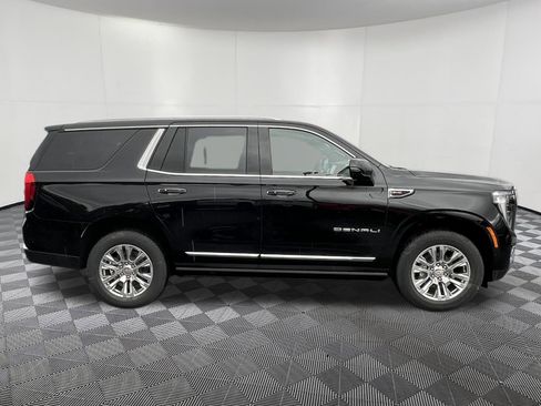 New 2026 GMC Yukon Denali w/ Sun & Power Step Package image 7