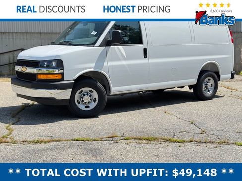 New 2025 Chevrolet Express 2500 Work Van w/ Driver Convenience Package image 1
