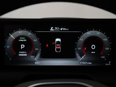 Used 2025 Nissan Ariya AWD image 30