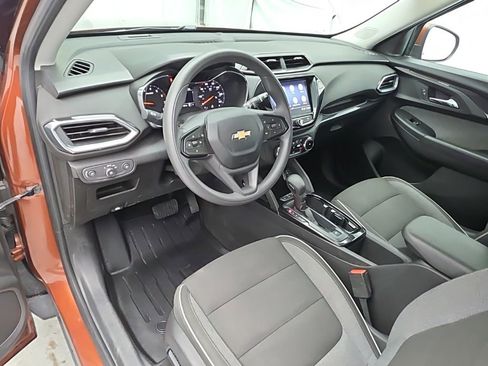 Certified 2021 Chevrolet TrailBlazer LT w/ Convenience Package image 16