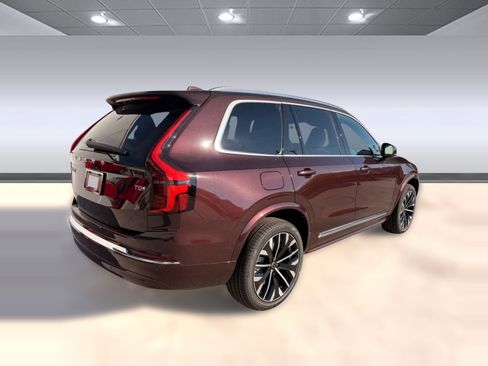 New 2026 Volvo XC90 T8 Plus image 8