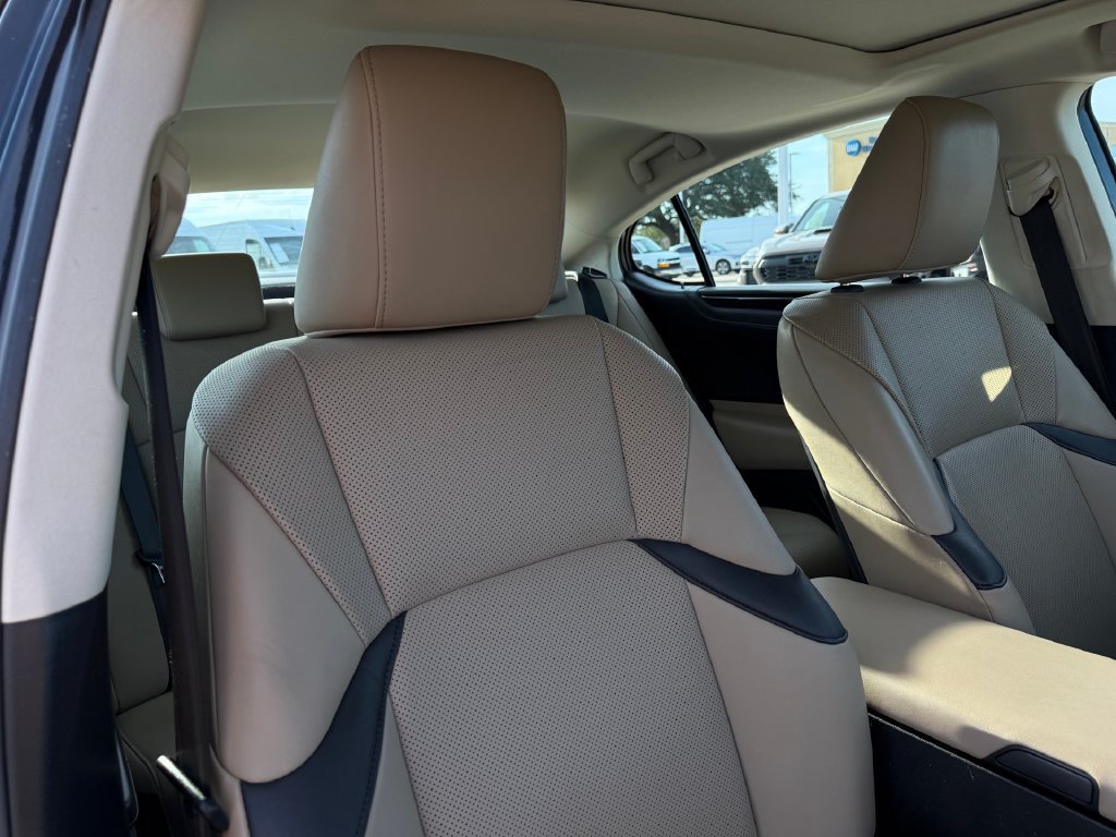 Used 2020 Lexus ES 350 w/ Premium Package FWD image 25