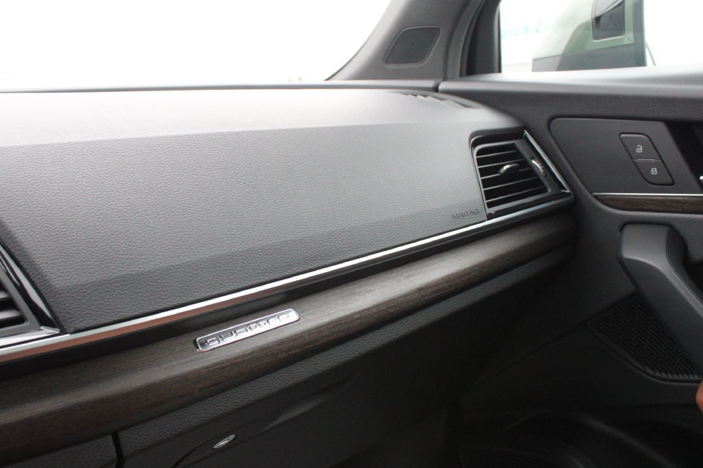 Used 2025 Audi Q5 2.0T Premium Plus AWD/4WD image 21