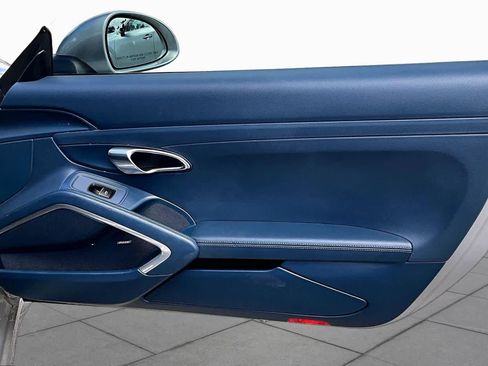 Used 2013 Porsche 911 Carrera RWD image 25