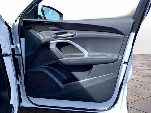 Used 2025 Audi Q5 Premium Plus w/ Premium Plus image 27