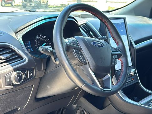 Used 2024 Ford Edge ST-Line AWD/4WD image 10
