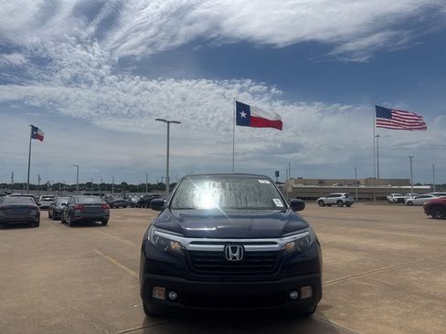 Used 2018 Honda Ridgeline RTL image 4