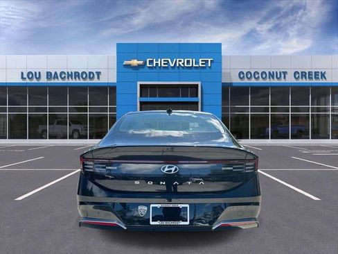 Used 2025 Hyundai Sonata SEL FWD image 7