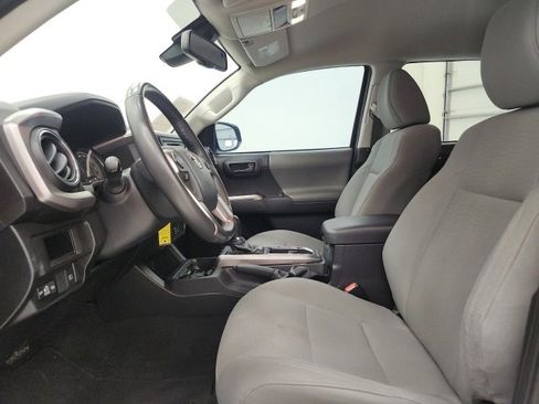 Certified 2019 Toyota Tacoma SR5 image 14