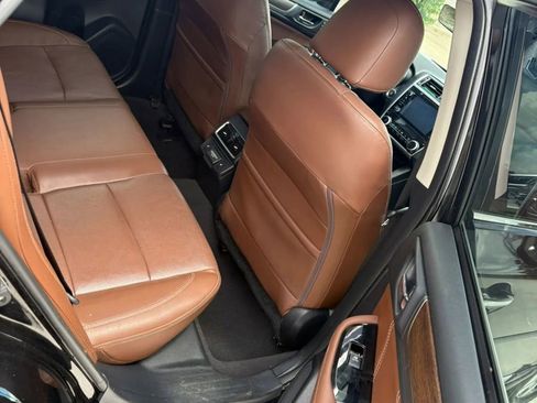 Used 2018 Subaru Outback 2.5i Touring AWD/4WD image 12