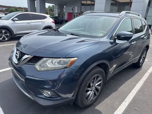 Used 2015 Nissan Rogue SL w/ SL Premium Package image 4