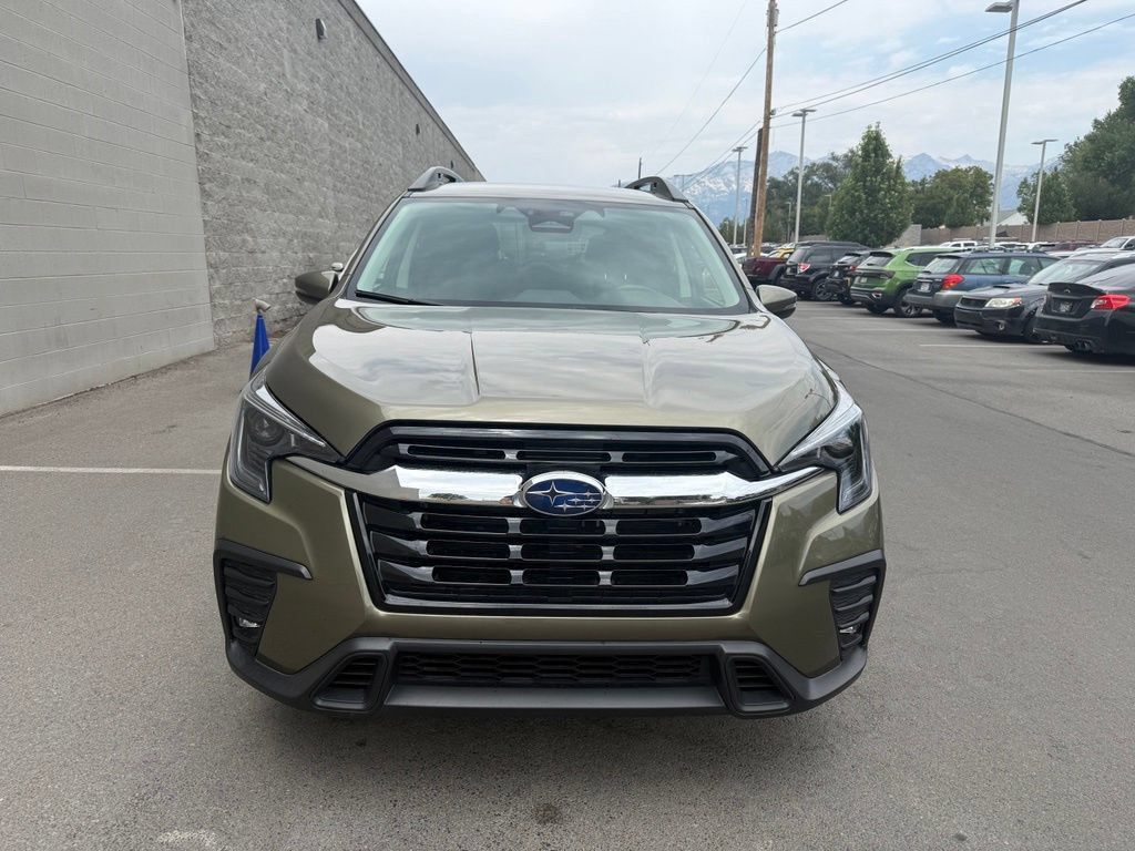 Used 2023 Subaru Ascent Limited AWD/4WD image 9