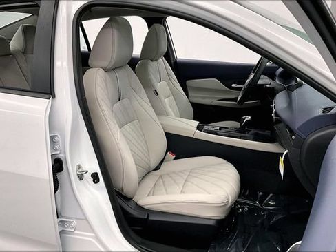 New 2026 Nissan Sentra SL w/ Floor Mat Package FWD image 36