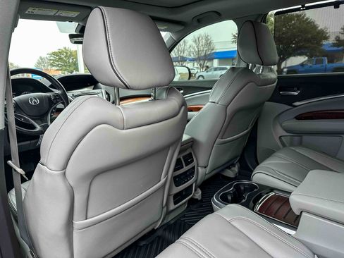 Used 2017 Acura MDX FWD w/ Advance Package image 17