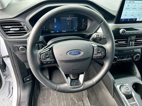 Certified 2024 Ford Escape Active AWD/4WD image 16