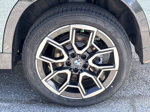 New 2026 BMW X1 xDrive28i w/ Technology Package AWD/4WD image 12