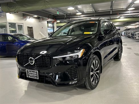 Certified 2023 Volvo XC60 B5 Plus image 5