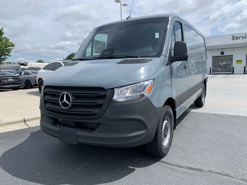 New 2025 Mercedes-Benz Sprinter 2500 image 5