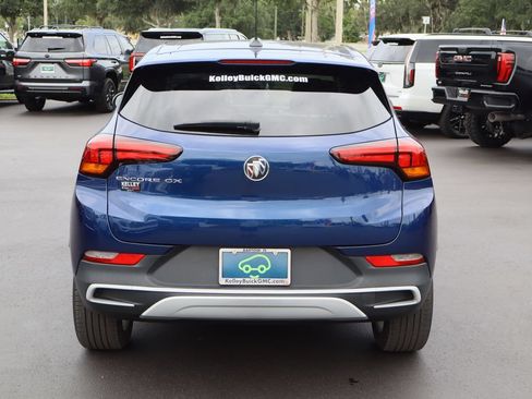 Used 2023 Buick Encore GX Preferred w/ Cold Weather Comfort Package FWD image 8