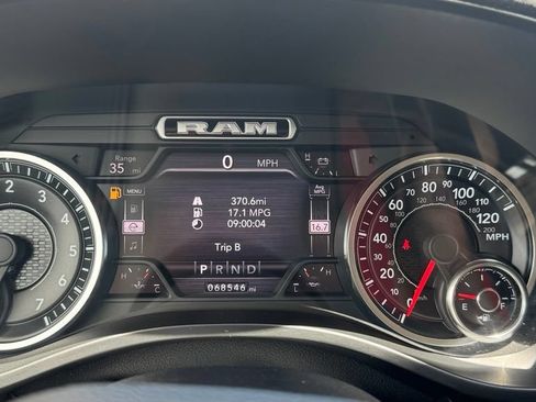 Used 2020 RAM 1500 Laramie AWD/4WD image 22
