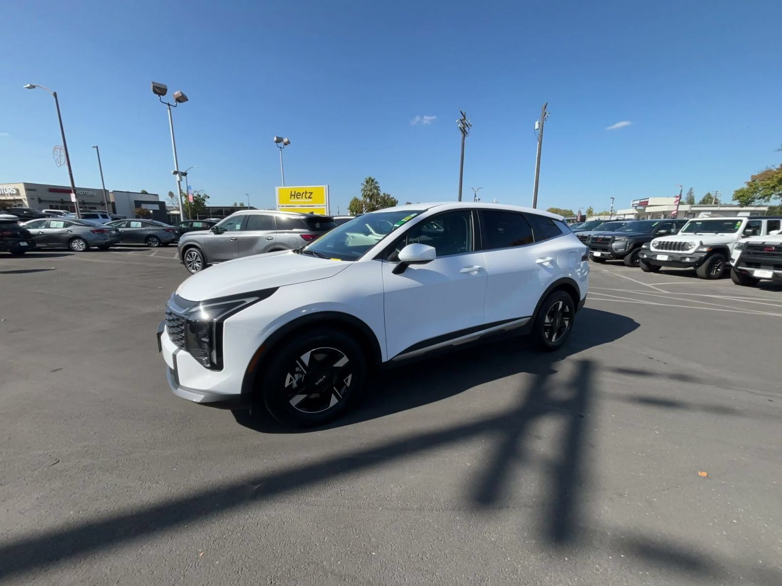 Used 2026 Kia Sportage LX FWD image 7