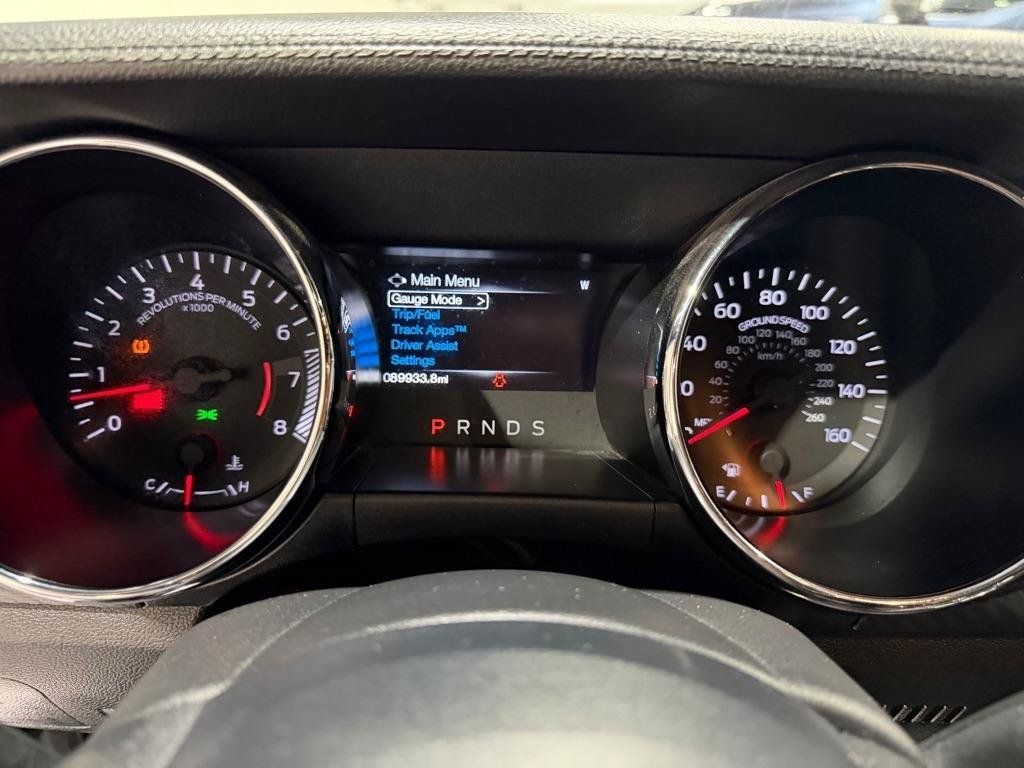 Used 2017 Ford Mustang Coupe RWD image 19