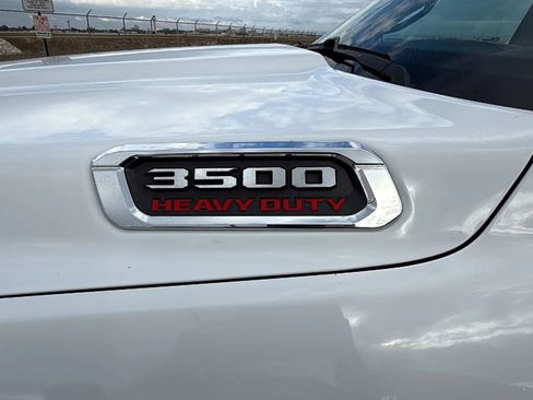 Used 2021 RAM 3500 Tradesman w/ Max Tow Package image 9