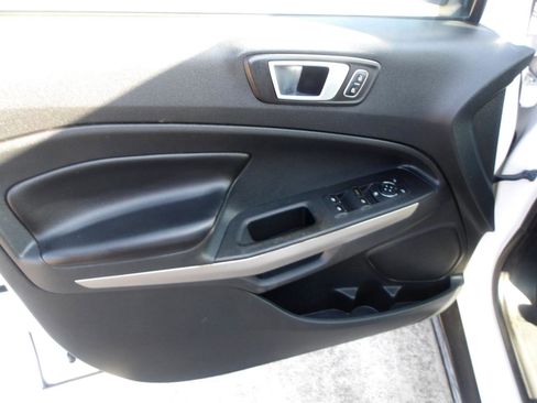 Used 2019 Ford EcoSport Titanium image 18