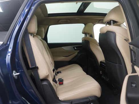 Used 2023 Acura MDX SH-AWD image 12