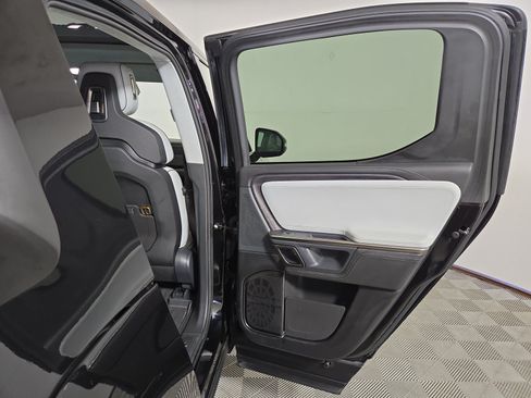 Used 2023 Rivian R1T Adventure AWD/4WD image 19